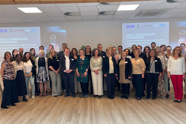 Roadmap to phase-out animal experiments